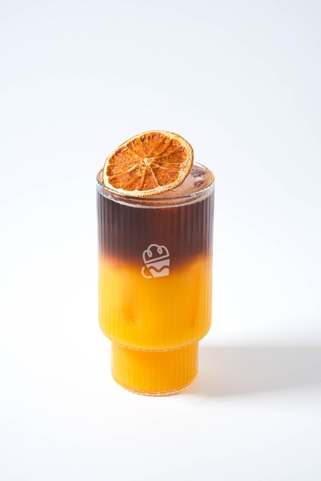 Thumbnail of Americano Appelsiinimehua